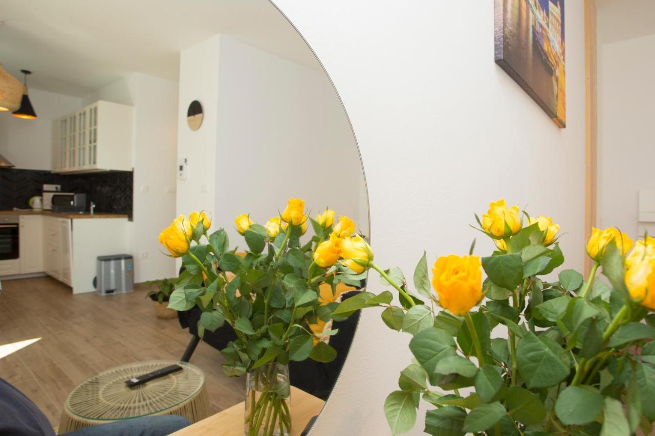 Studio And Hot Tub Split Ngoại thất bức ảnh