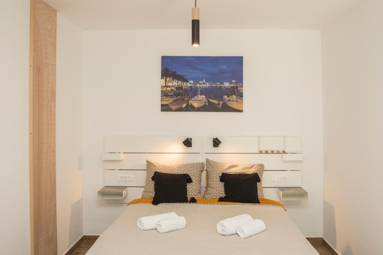Studio And Hot Tub Split Ngoại thất bức ảnh